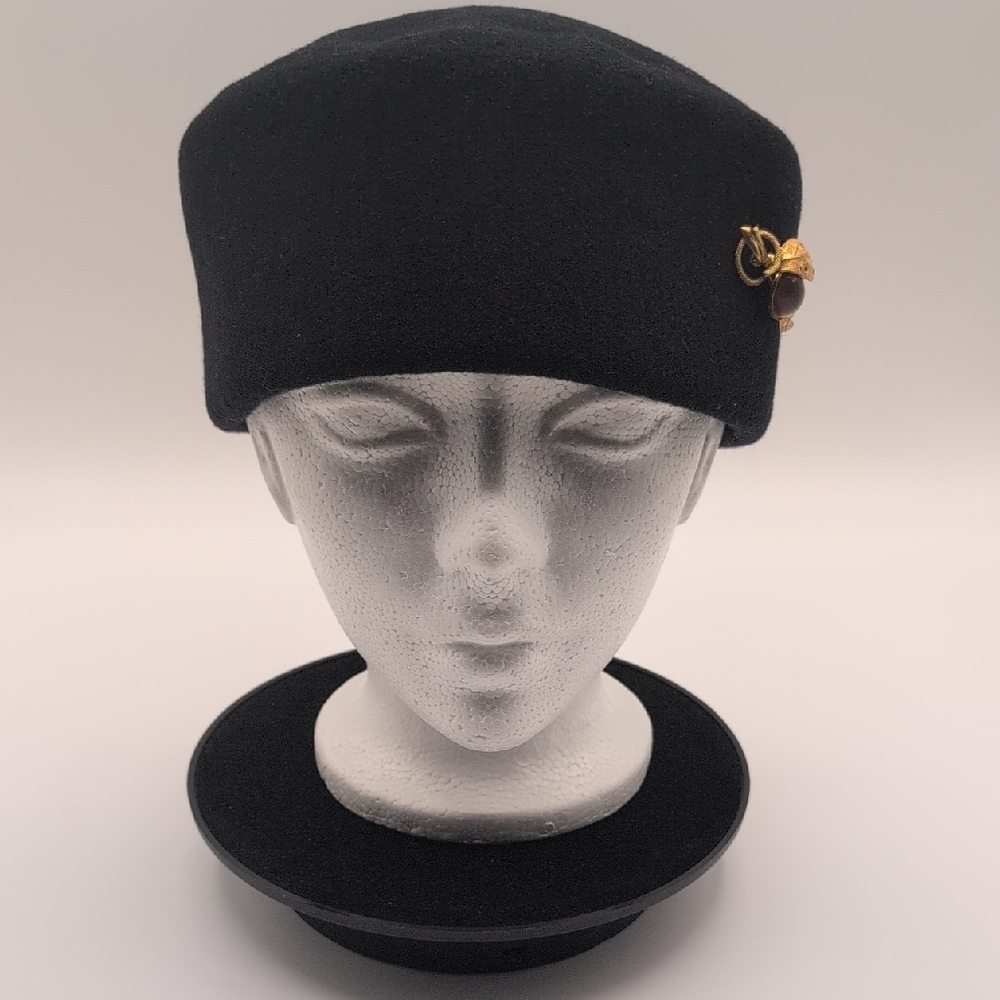 Parkhurst| Black Wool Hat Classic Silhouette With Gold Toned Stoned Leaf Brooch - Picture 1 of 10